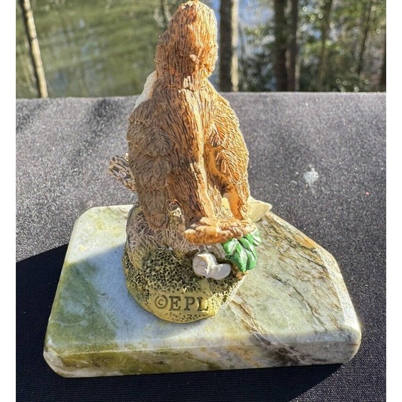 Bird Sitting on Piece of Connemara Marble from Ireland Marked EPL -S89 - Picture 5 of 9